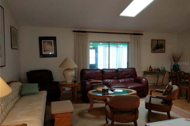 Building Photo - 1676 Caledonia Dr