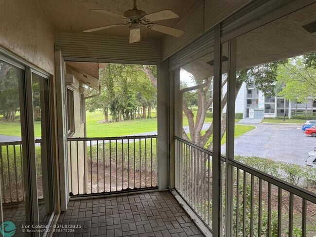 Primary Photo - 16364 Malibu Dr