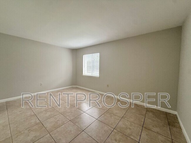 Building Photo - 4117 S Semoran Blvd