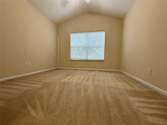 Building Photo - 2865 Polana St