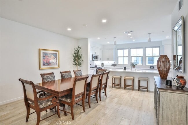 Building Photo - 224 Babson Ct