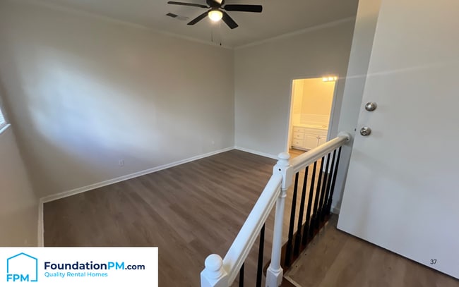 Building Photo - 2143 Vollintine Ave