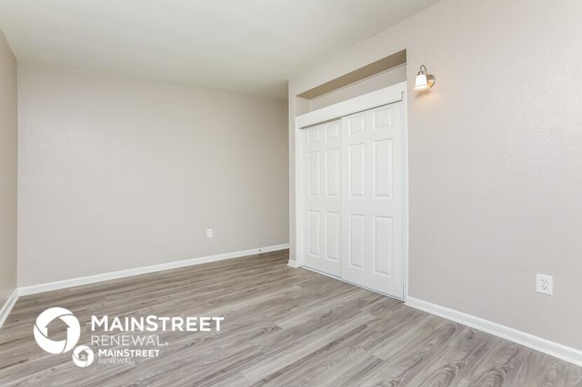 Building Photo - 6136 Bolling Dr