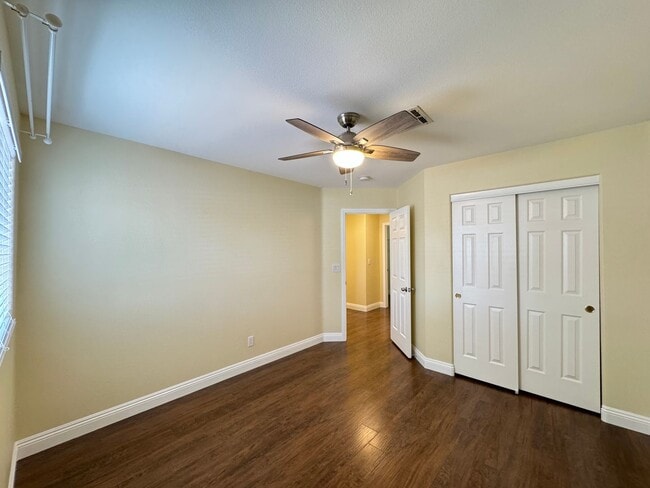Building Photo - 5417 Redview Ct