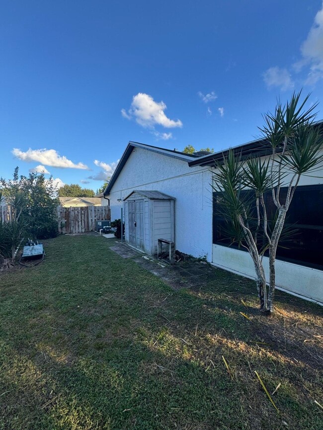 Building Photo - 1371 Thornbank Ln