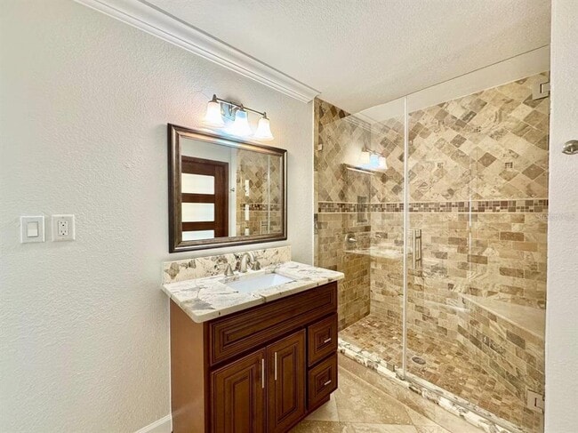 Building Photo - 6212 N Grady Ave