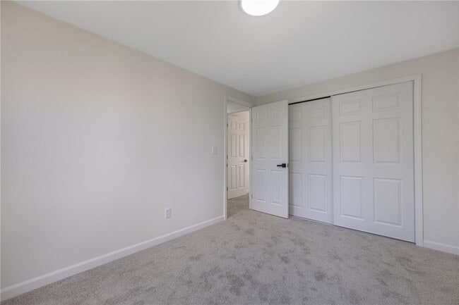 Building Photo - 6221 Longford Rd