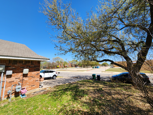 Building Photo - 3325 Evers Pkwy