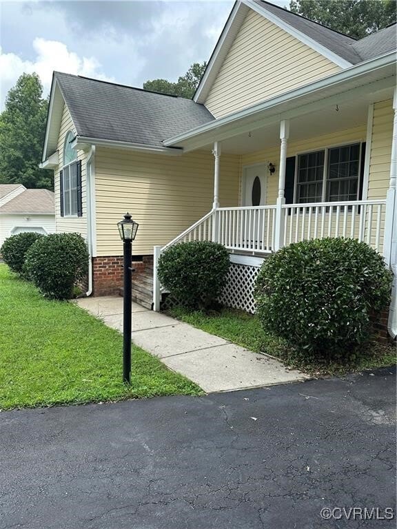 Primary Photo - 6980 Fox Dr