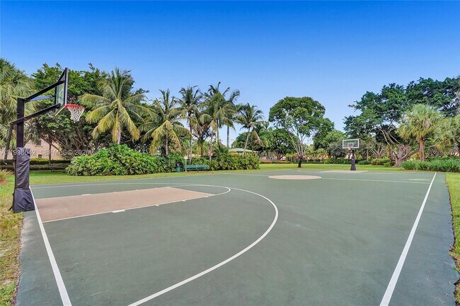 Building Photo - 648 Sand Creek Cir