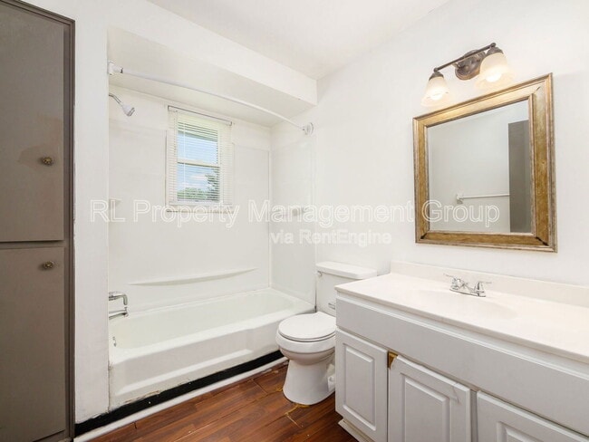 Building Photo - 464 Goshen Ct
