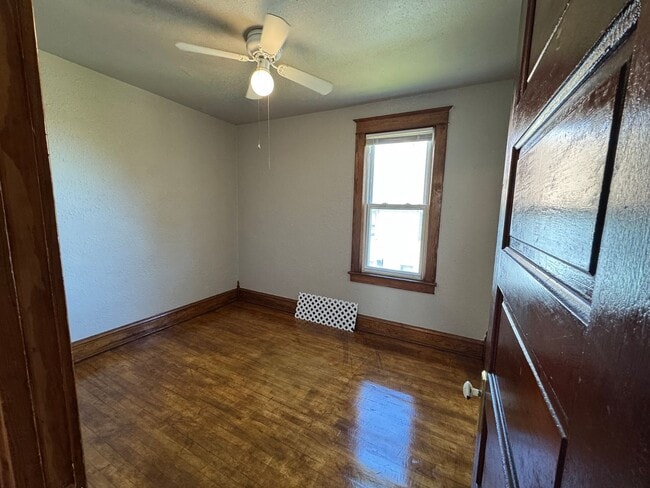 Building Photo - 3461 E Plankinton Ave