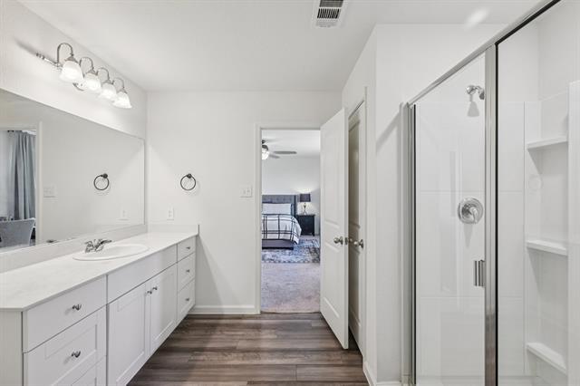 Building Photo - 770 Yorkshire Dr