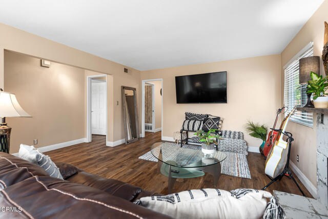Building Photo - 1129 Glenbridge Cir