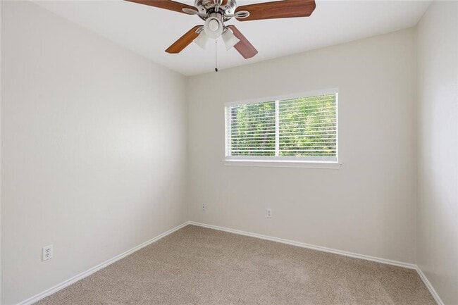 Building Photo - 10316 Garbacz Dr