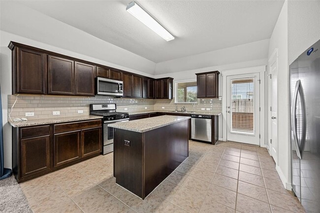 Building Photo - 5800 Marostica Ln