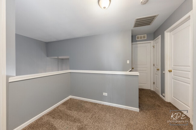 Building Photo - 603 Conservatory Ln