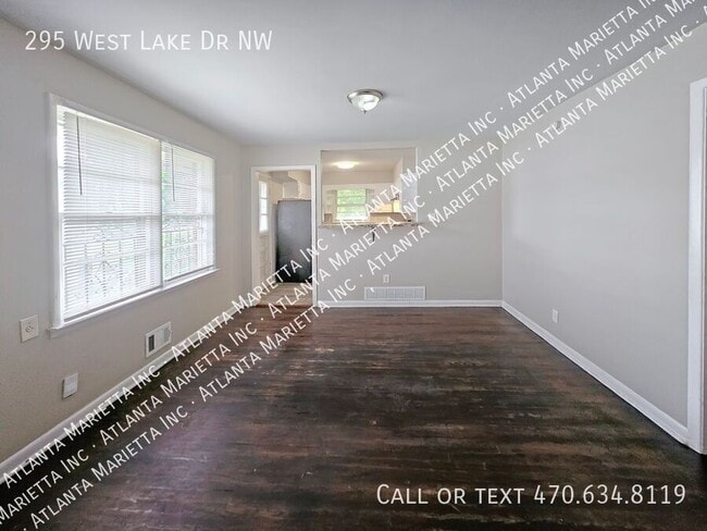 Building Photo - 295 W Lake Dr NW