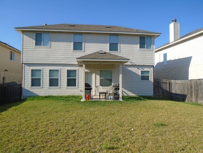 Building Photo - Great 3/3/2 in Pioneer Crossing!