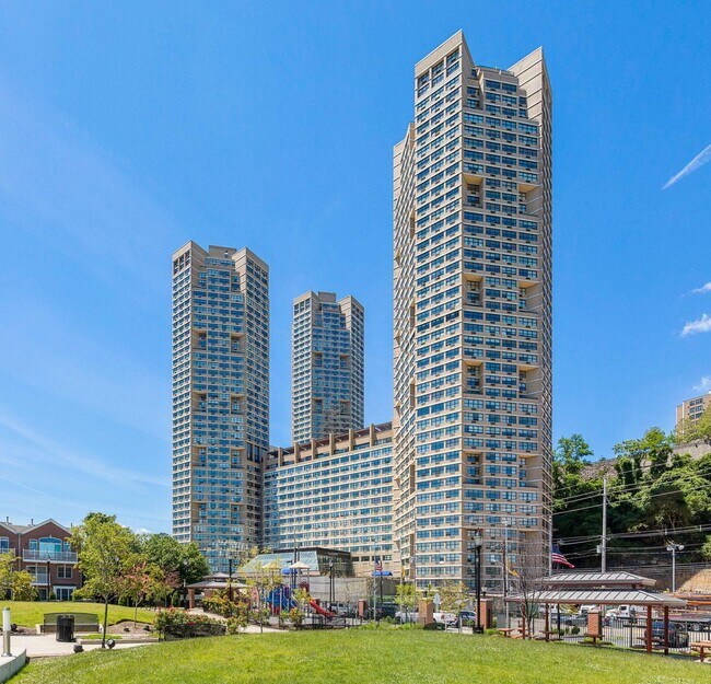 Building Photo - 7002 JFK Blvd E