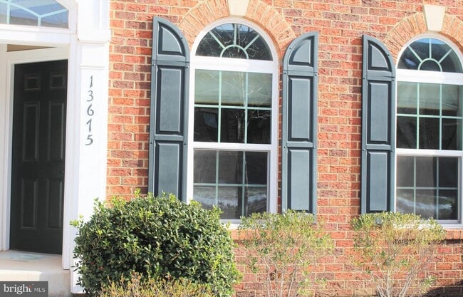 Building Photo - 13675 Air and Space Museum Pkwy