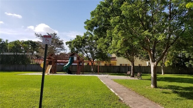 Building Photo - 4723 SW 163rd Pl