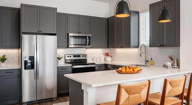 Building Photo - 2205 N Bonnie Brae St