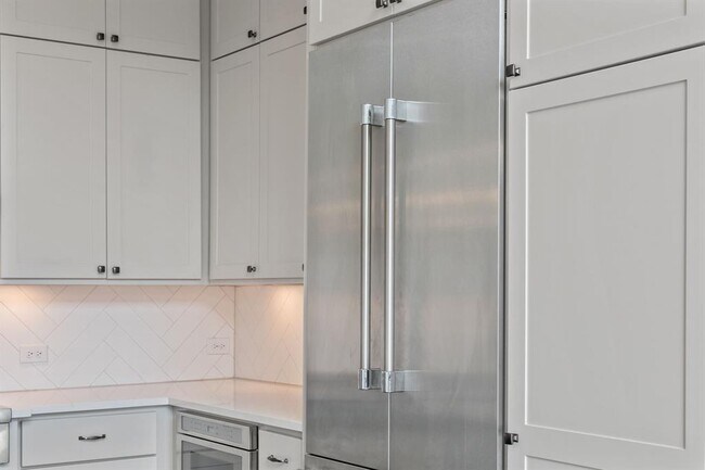 Building Photo - 4021 Manifest Ln