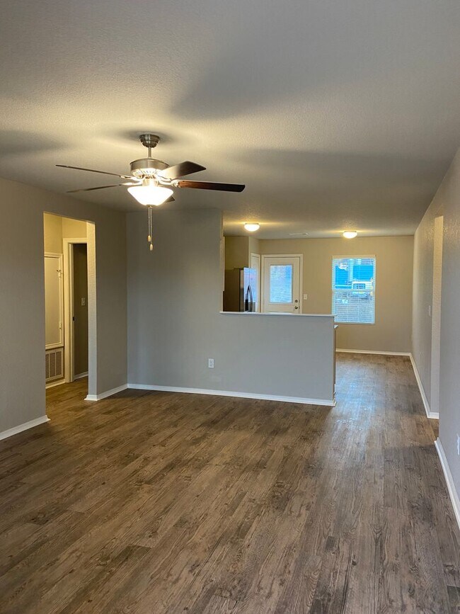 Building Photo - Available Now! | Beautiful 3 Bedroom, 2 Bath Home with Private Backyard in Conway