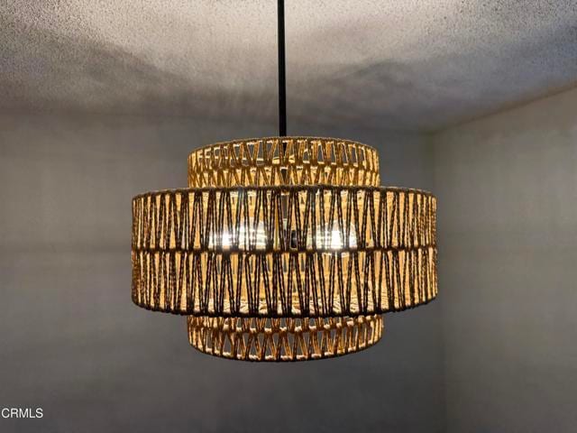 Building Photo - 832 E Garfield Ave