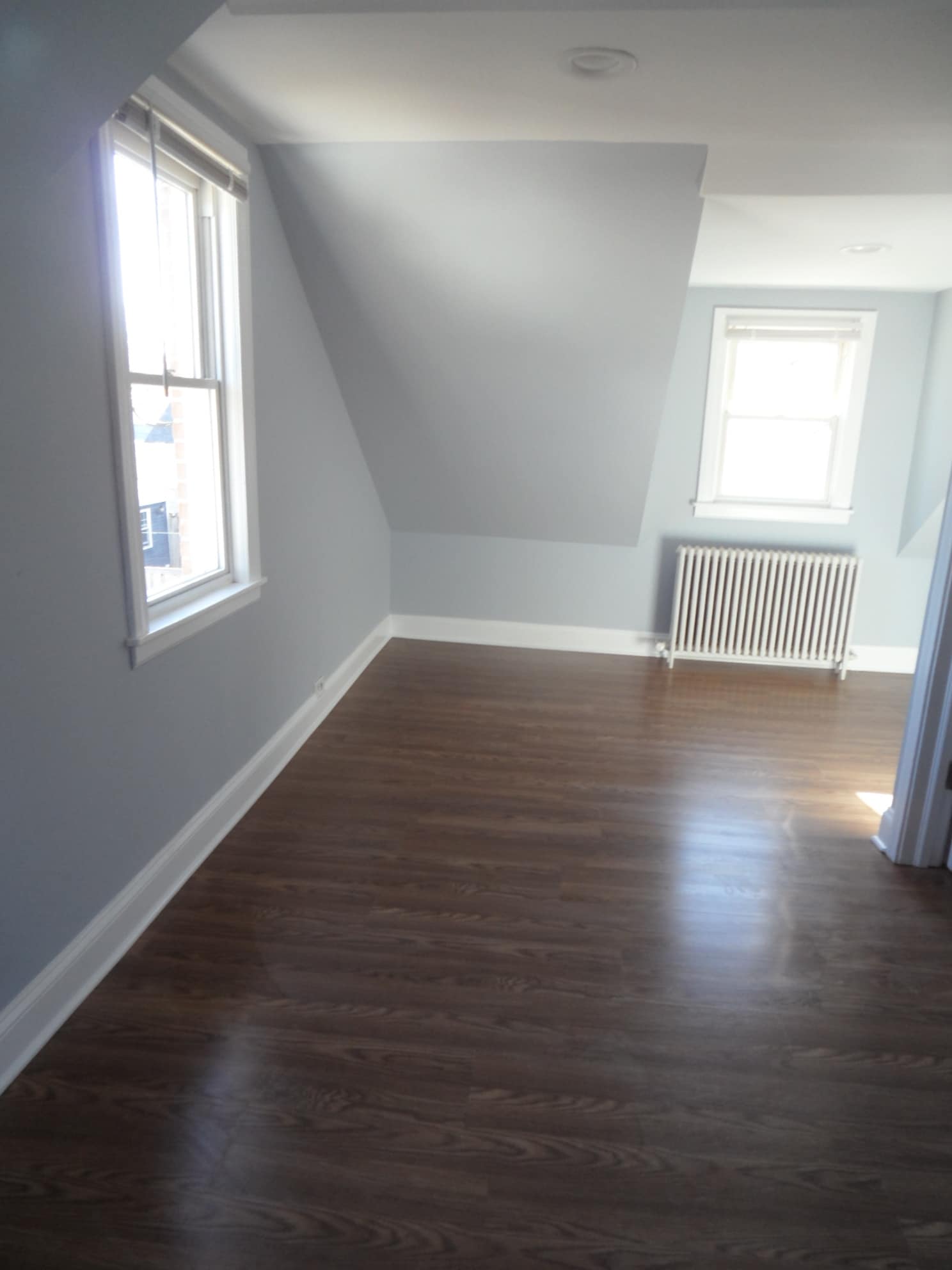 Building Photo - 3759 N Plainfield Ave