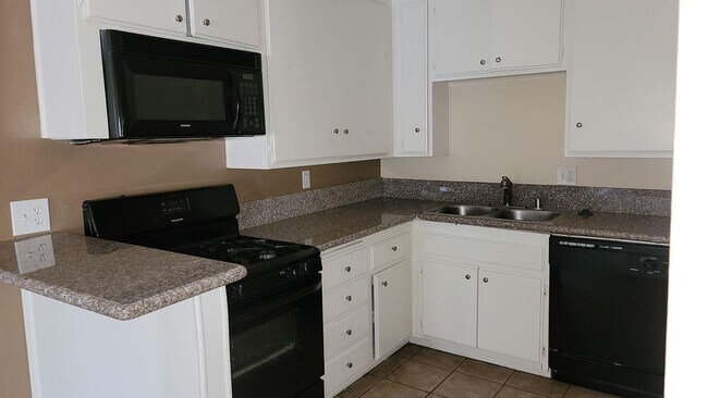 Interior Photo - Casa de Mesa Apartments