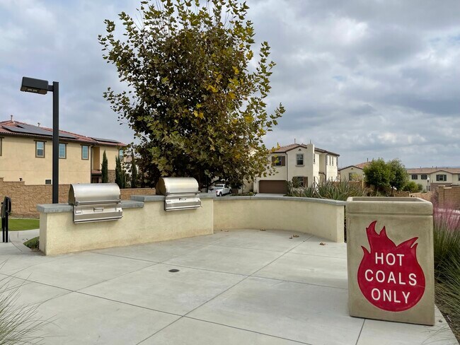 Building Photo - 2883 Villa Catalonia Ct