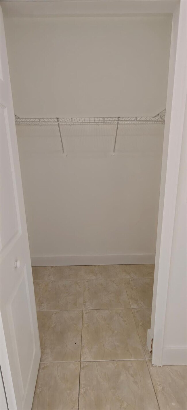 Building Photo - 7085 Nova Dr