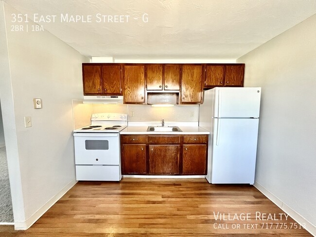 Building Photo - Affordably Priced 2-Bed with eat-in kitche...