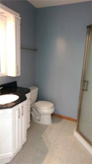 Building Photo - Gorgeous 5 Bedroom, 3 Bath Home in Plymouth - Unbeatable location! Available 9/10!