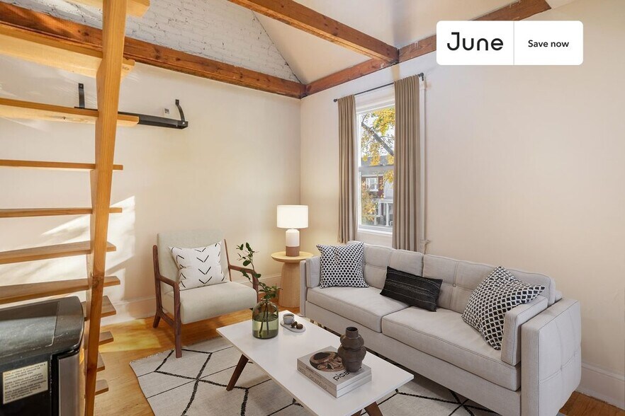 Primary Photo - 1443 Parkwood Pl NW