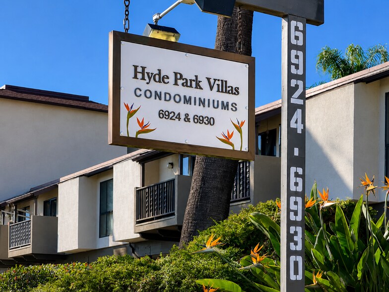 Building Photo - 6930 Hyde Park Dr