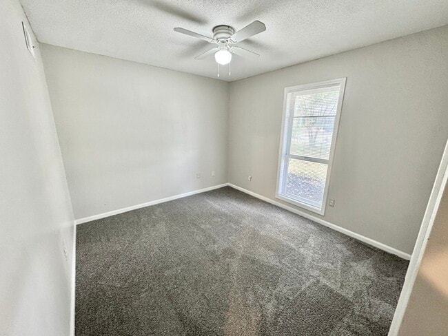 Building Photo - 5373 Wythe Cove