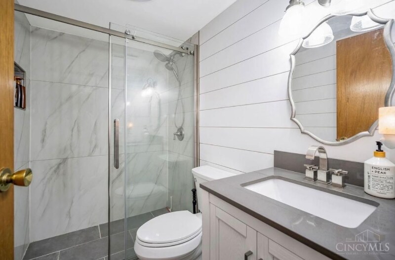 Building Photo - 515 Maxine Dr