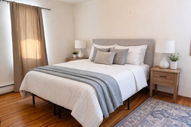 Building Photo - Spacious 4 bedroom home in Beautiful Prior Lake, MN