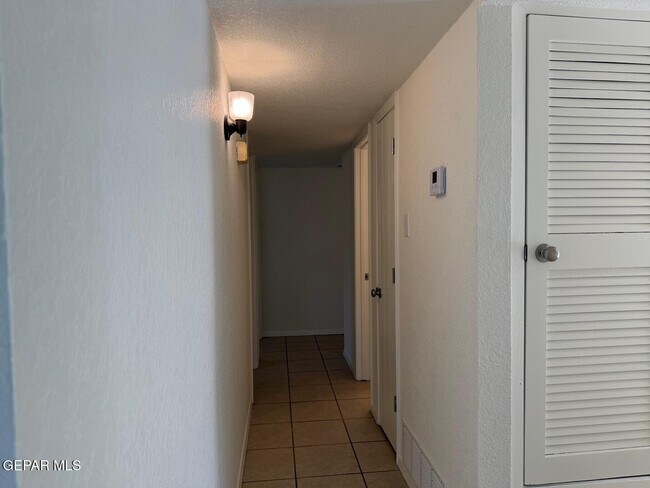 Building Photo - 293 Atlantic Rd