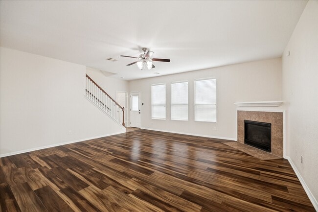 Building Photo - 5307 Espuela Ln