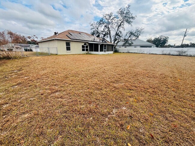 Building Photo - Charming 3 Bed 2 Bath House W/ Solar Panels