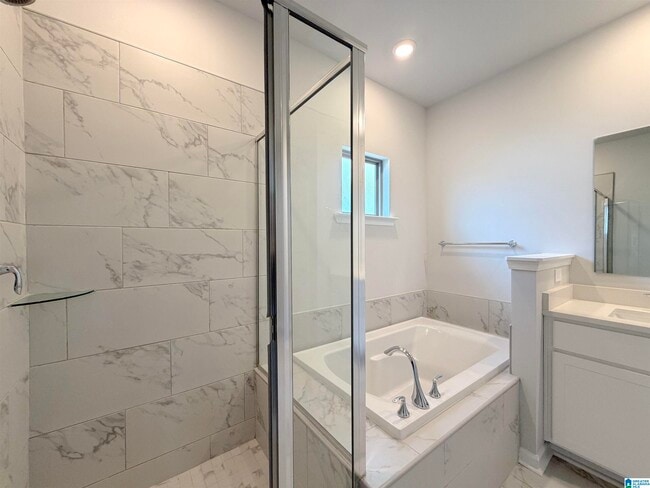 Building Photo - 14707 Mountain Strm Dr