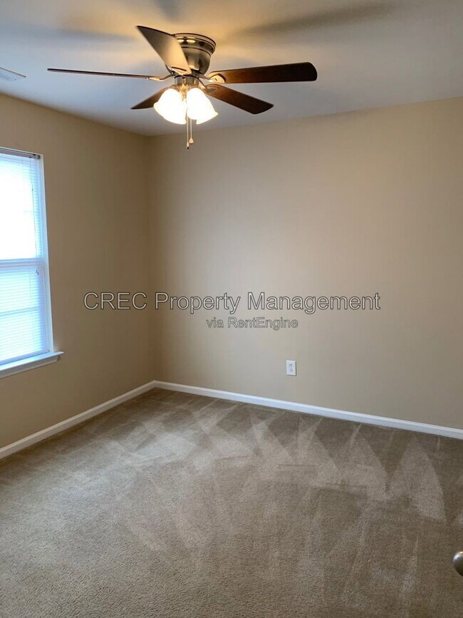 Building Photo - 1016 Bridlewood Farms Pkwy