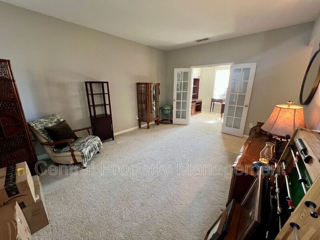 Building Photo - 3 Blanton Ln