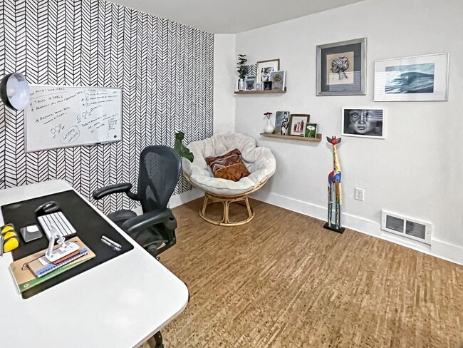 Building Photo - Charming Ballard 3BR Home with Patio, Garage in Prime Location