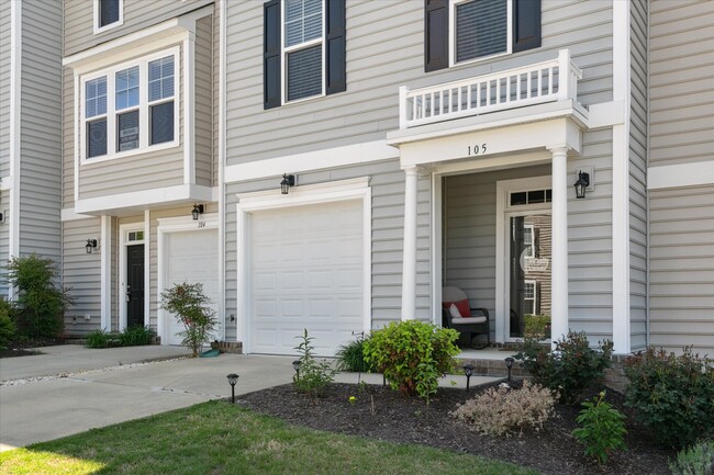 Building Photo - 105 Prosperity Ct
