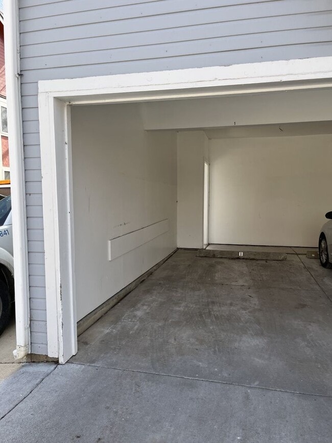 Building Photo - 2-Bedroom Condo for Rent in North Boulder